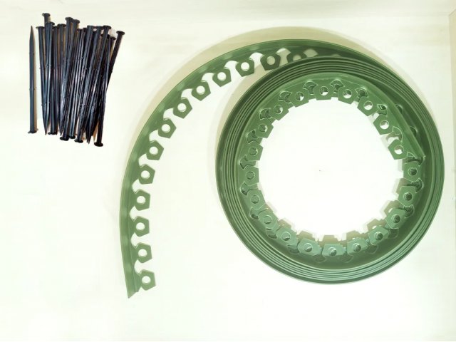 Бордюр садовый пластиковый ГеоПластБорд Манго, высота 55 мм, зеленый, 10 метров + 30 кольев